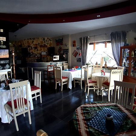 Hotel Villa Stone Dream Bar Restaurant Udenisht Luaran gambar